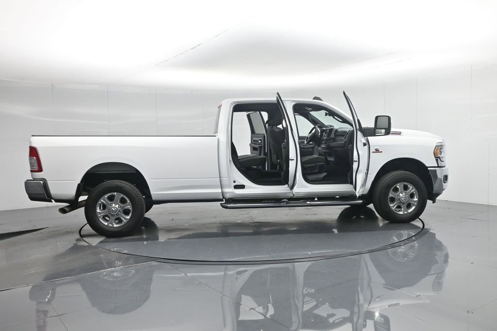 Used 2024 RAM 3500 Big Horn image 5