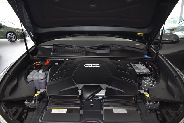 Certified 2025 Audi Q8 Premium Plus w/ Premium Plus Package AWD/4WD image 31