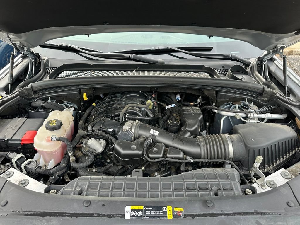 Used 2024 Jeep Grand Cherokee L Altitude AWD/4WD image 34