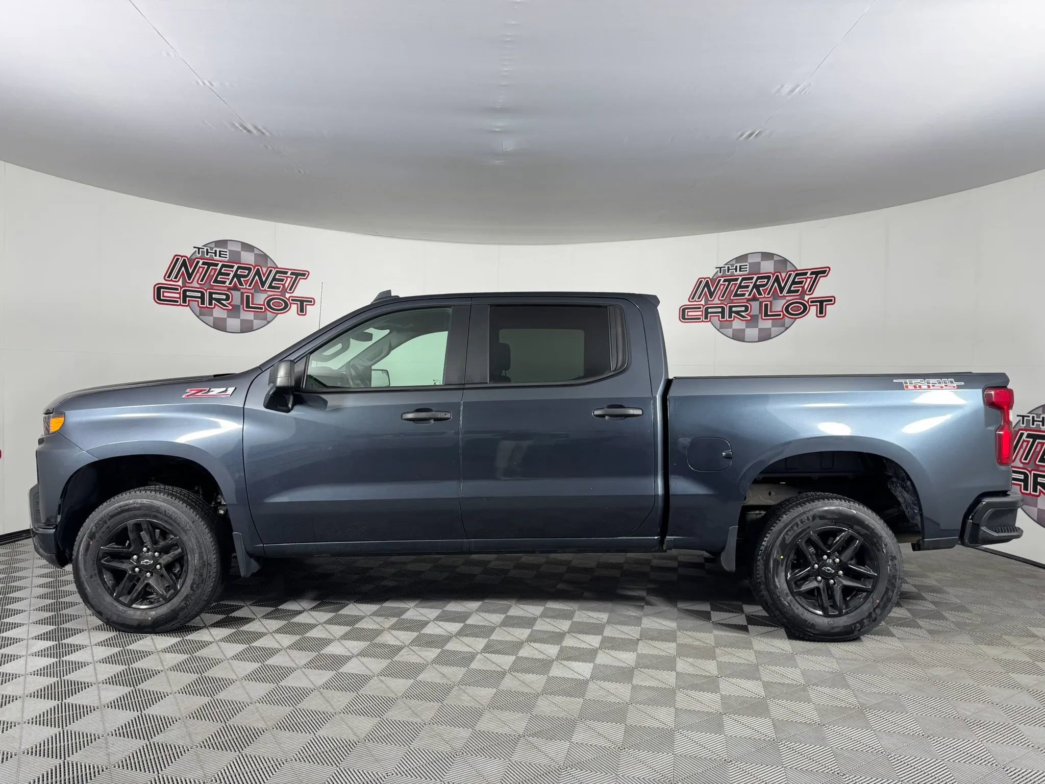 Used 2021 Chevrolet Silverado 1500 Custom Trail Boss AWD/4WD image 4