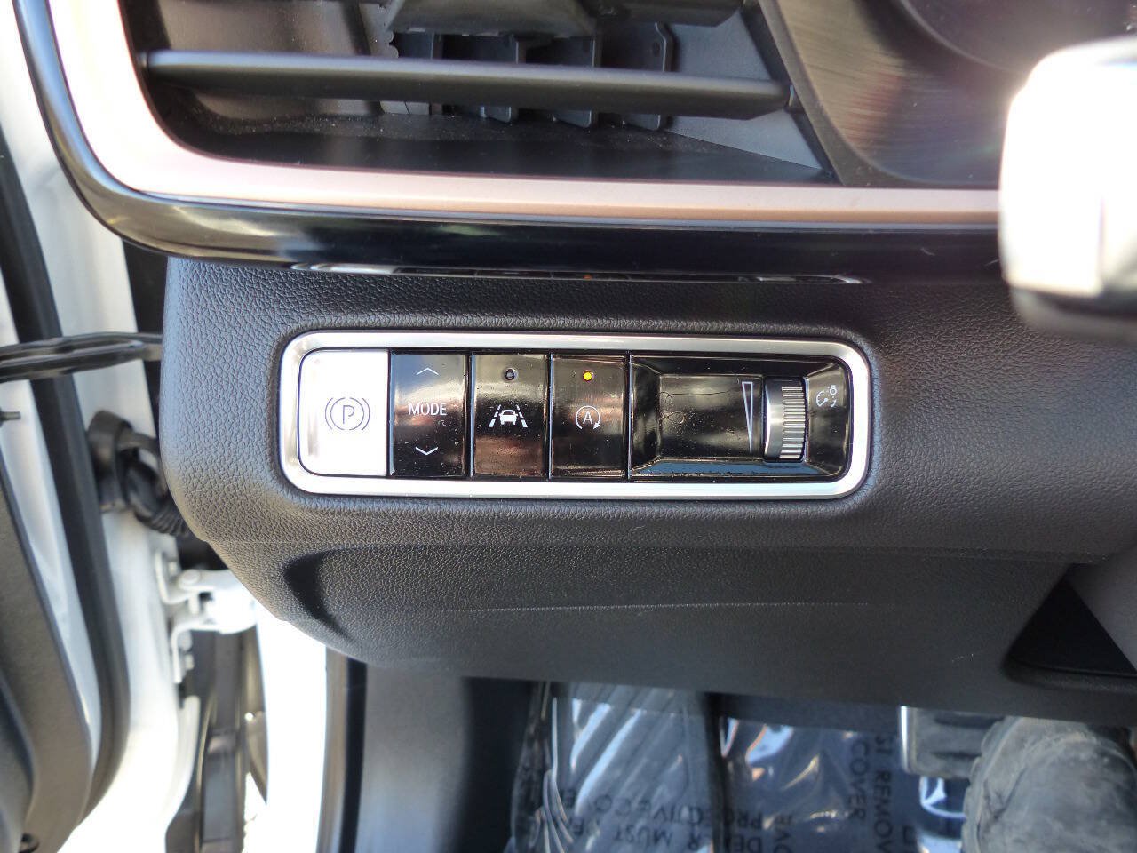 Used 2025 Buick Envision Sport Touring AWD/4WD image 23