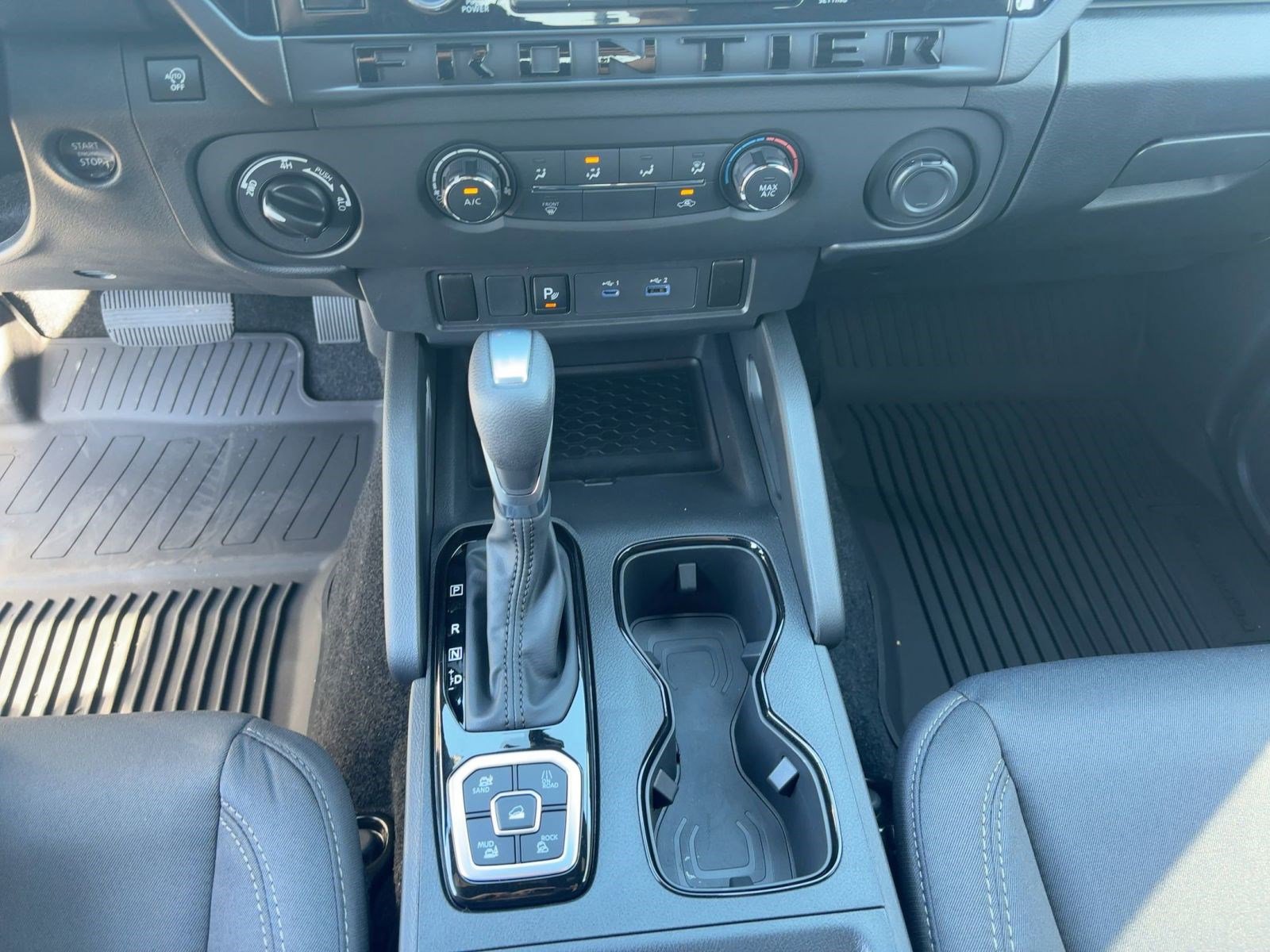 New 2026 Nissan Frontier SV image 17