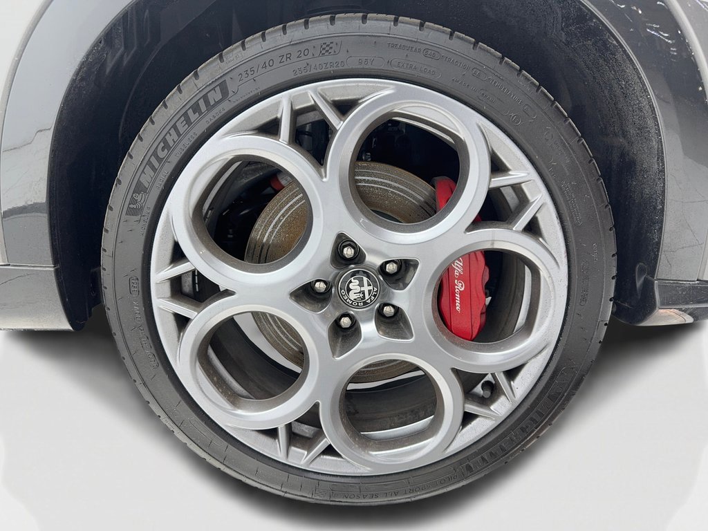 New 2024 Alfa Romeo Tonale Veloce image 48