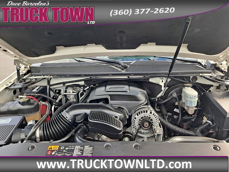 Used 2014 GMC Yukon XL Denali image 9