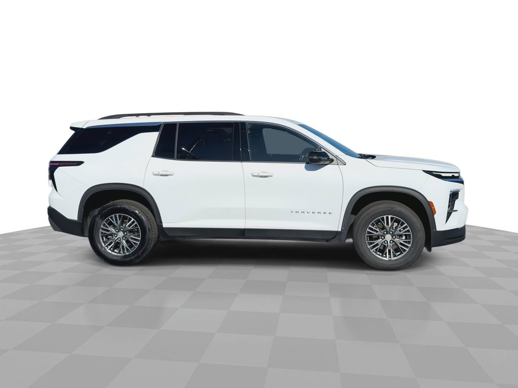 Used 2025 Chevrolet Traverse LT AWD/4WD image 10