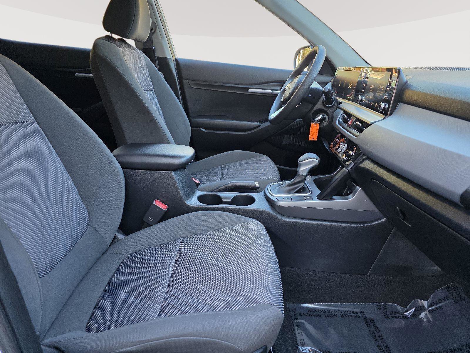 Used 2024 Kia Seltos LX image 12