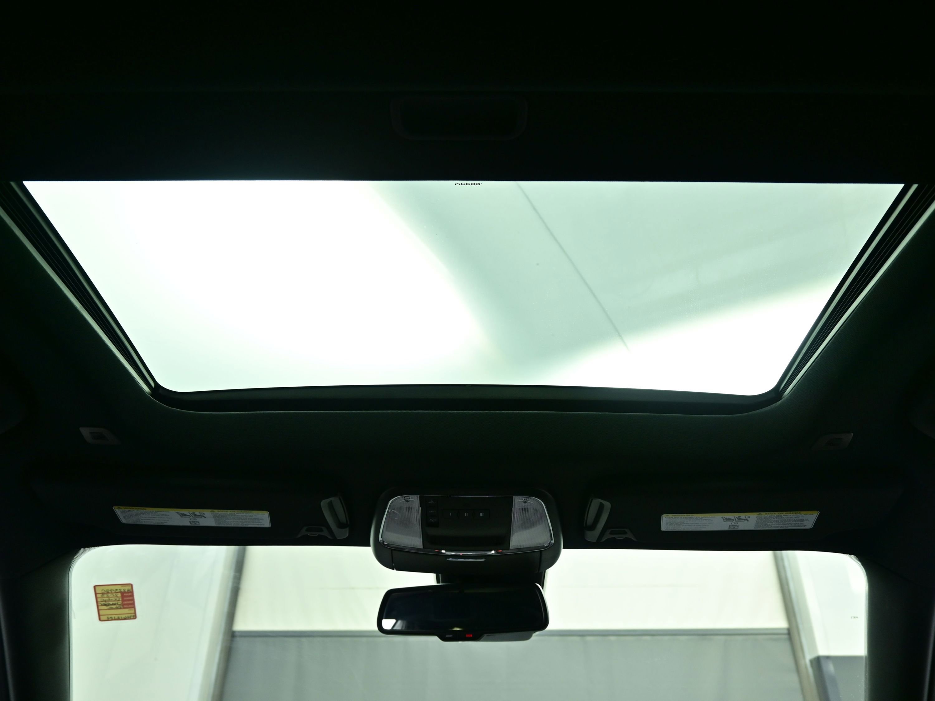 Used 2023 Dodge Charger Scat Pack w/ Technology Group image 19