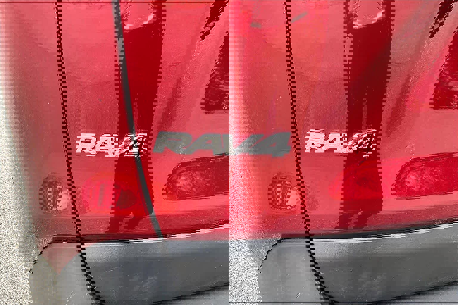 Used 2021 Toyota RAV4 XLE w/ Convenience Package image 29