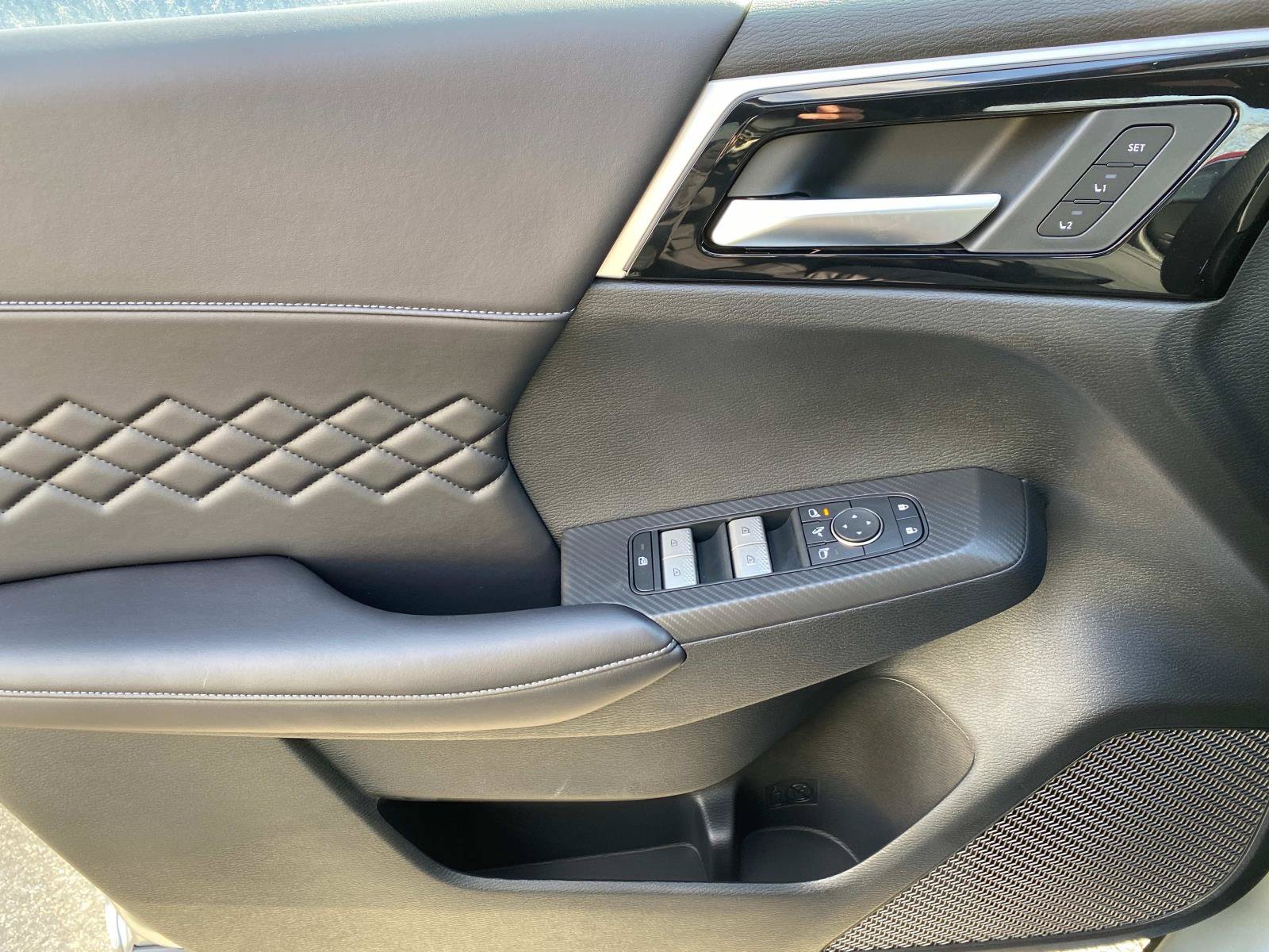 New 2025 Mitsubishi Outlander 4WD Plug-In Hybrid image 18