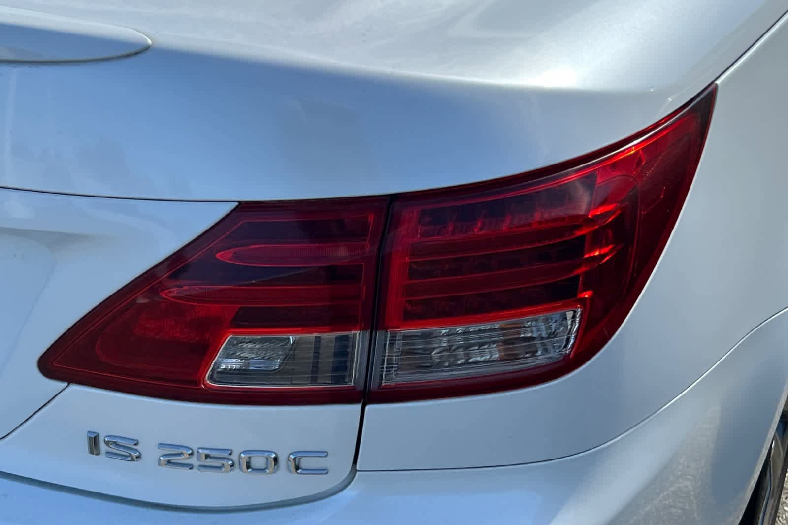 Used 2013 Lexus IS 250C RWD image 18