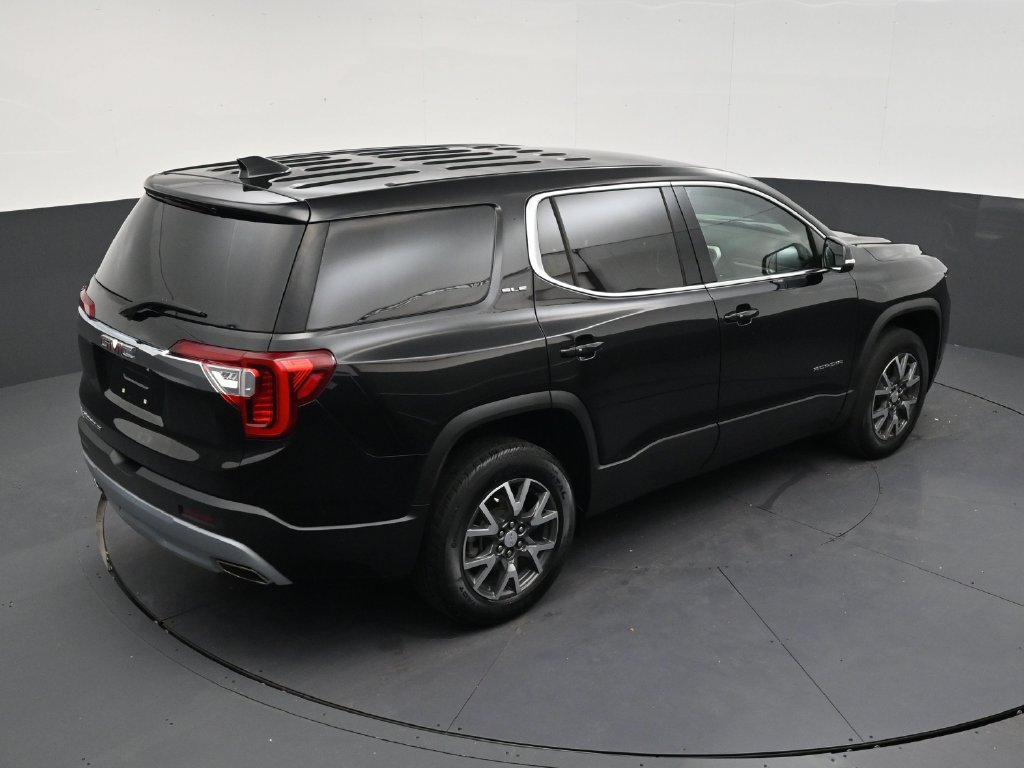 Used 2023 GMC Acadia SLE FWD image 16