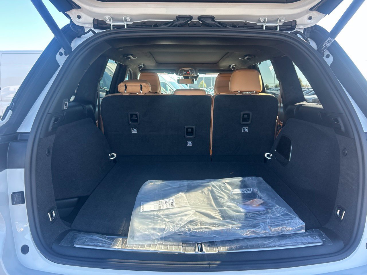New 2027 Jeep Grand Cherokee Summit AWD/4WD image 12