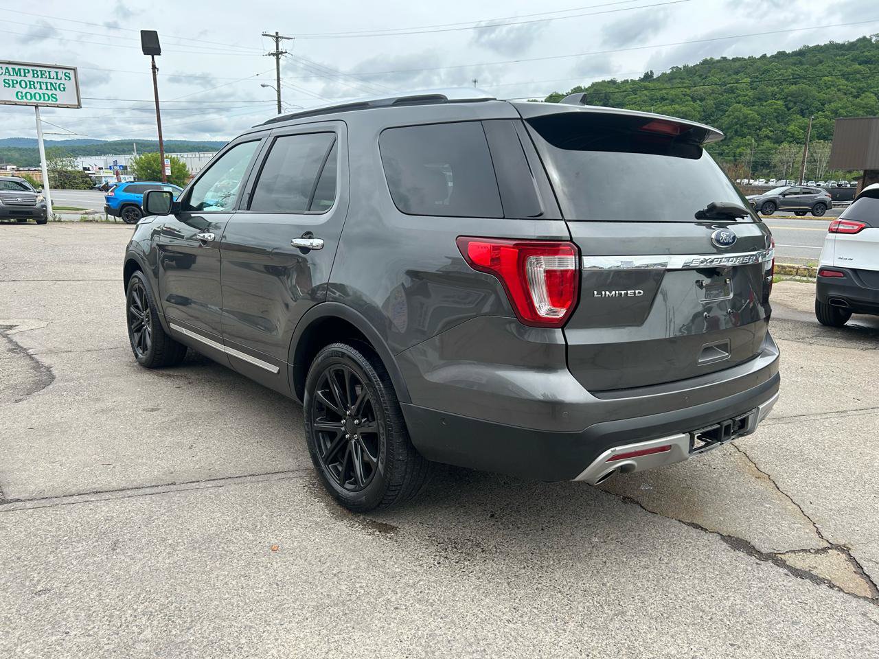 Used 2016 Ford Explorer Limited w/ Equipment Group 301A AWD/4WD image 5