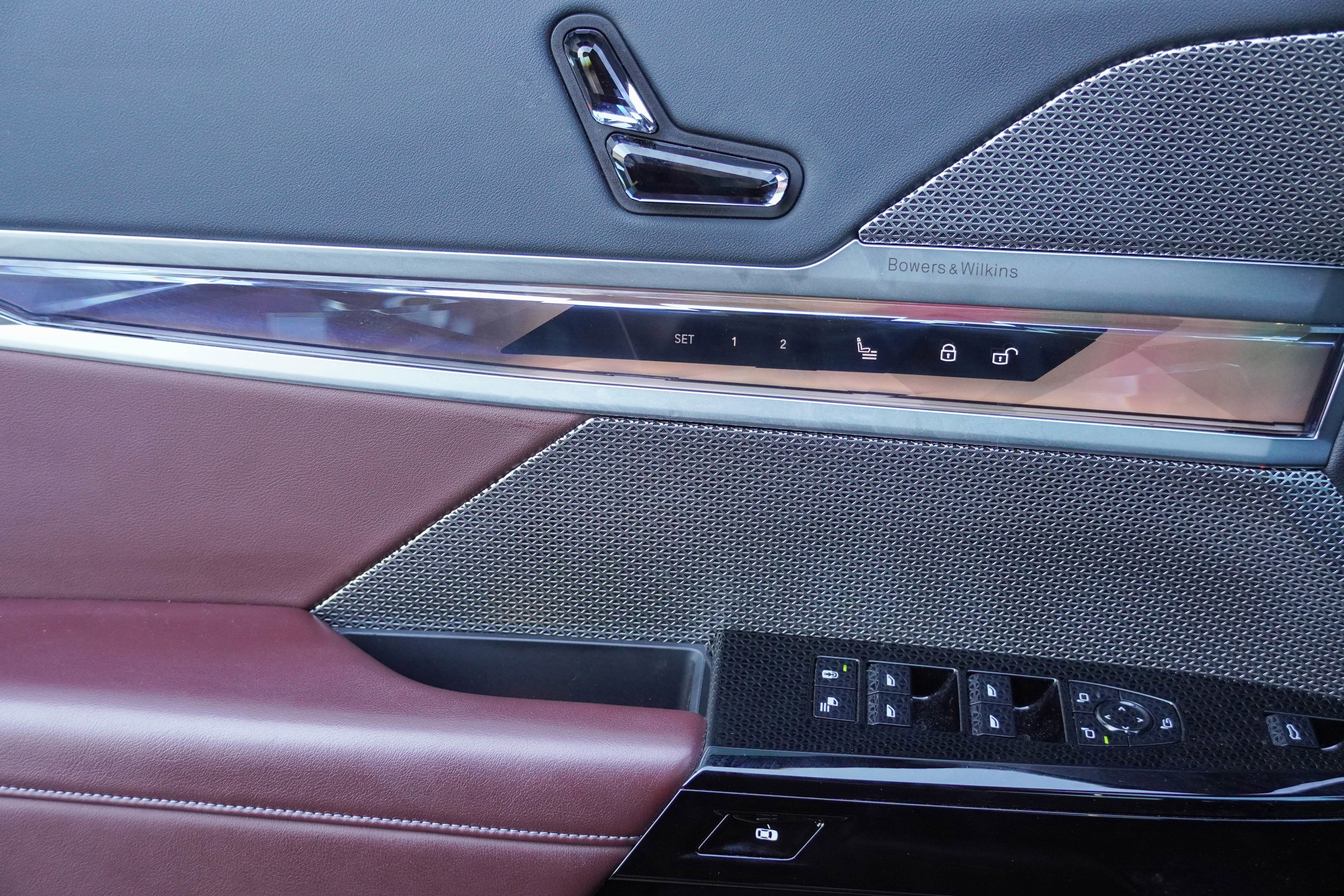 Certified 2023 BMW 740i RWD image 16