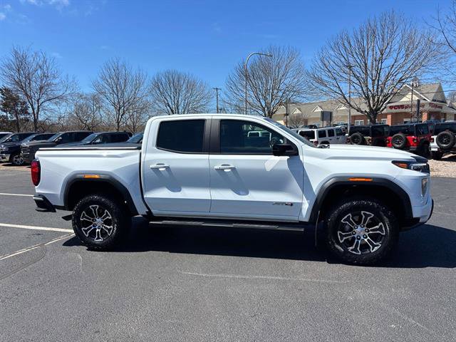 Used 2024 GMC Canyon AT4 w/ AT4 Premium Package AWD/4WD image 2