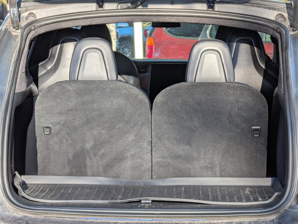 Used 2021 Tesla Model X Long Range image 19