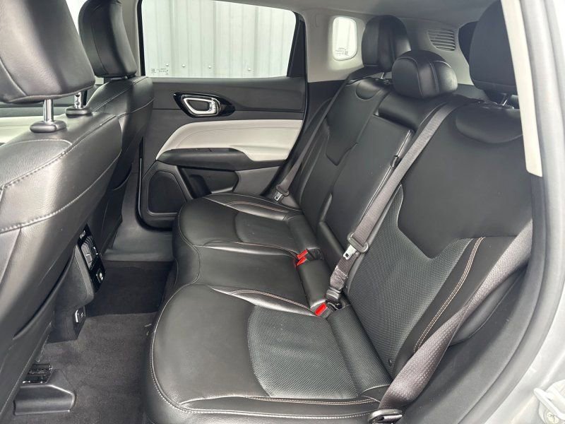 Used 2022 Jeep Compass Limited image 27