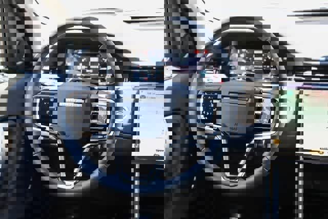 New 2024 Land Rover Discovery Sport S image 13