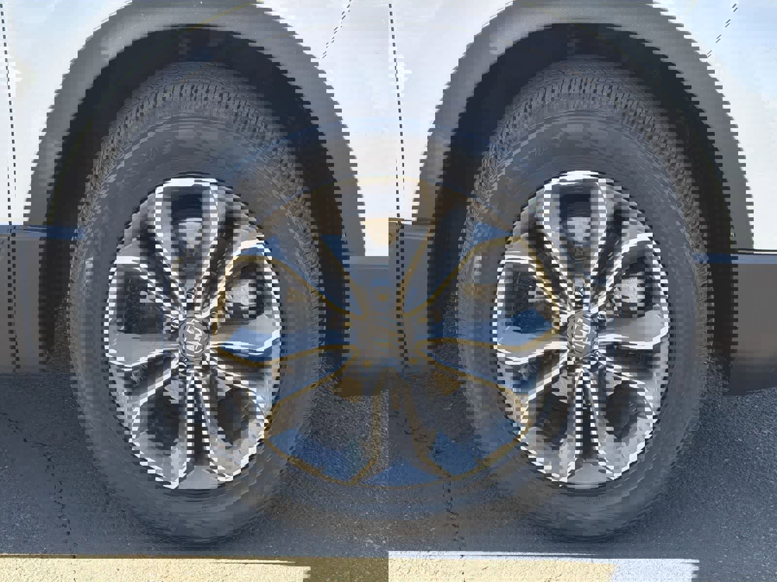 Used 2020 Honda CR-V EX-L image 10