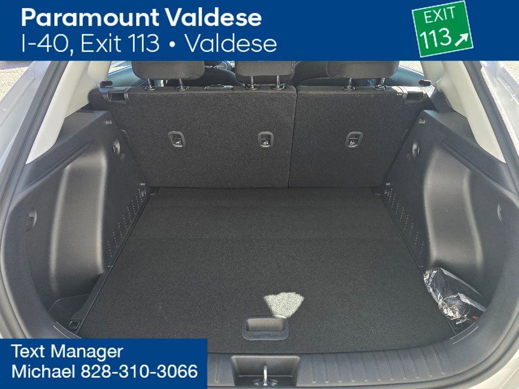 New 2026 Hyundai Kona SE image 3