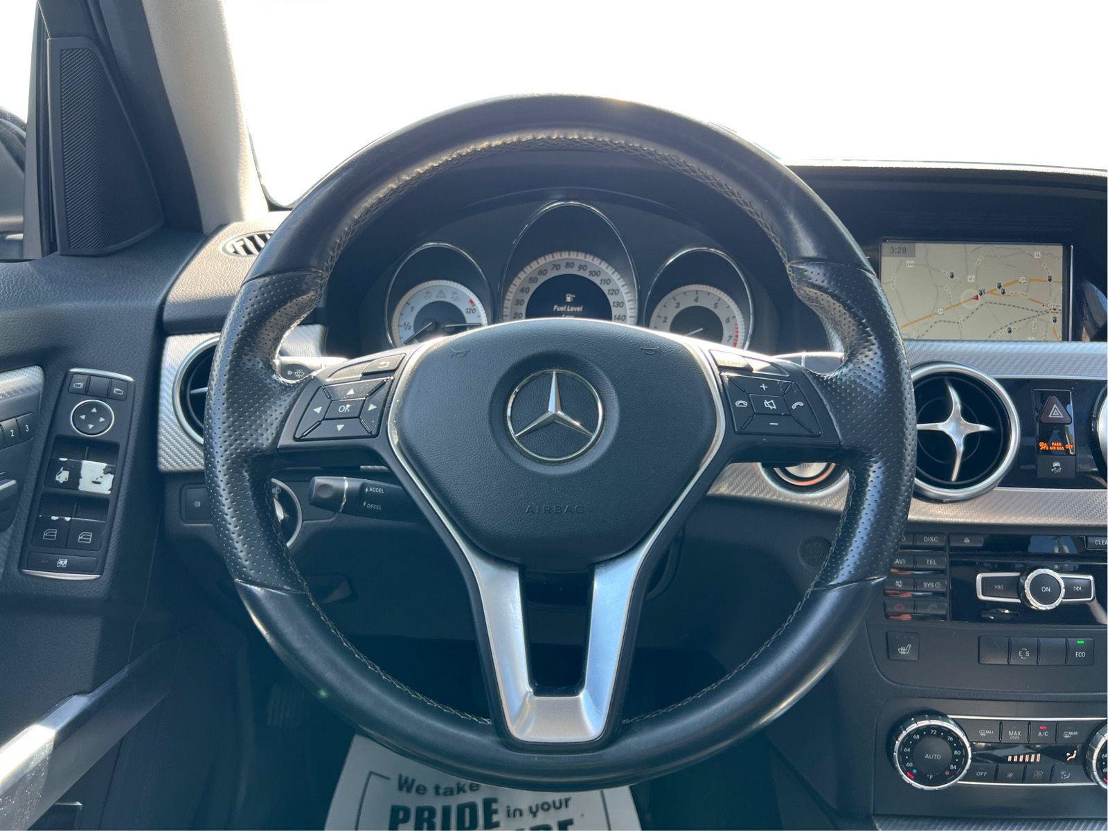 Used 2015 Mercedes-Benz GLK 350 4MATIC image 18