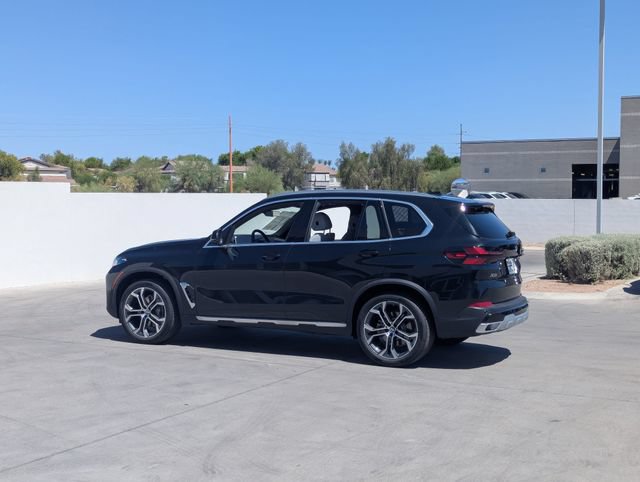 Used 2026 BMW X5 sDrive40i w/ Premium Package RWD image 8