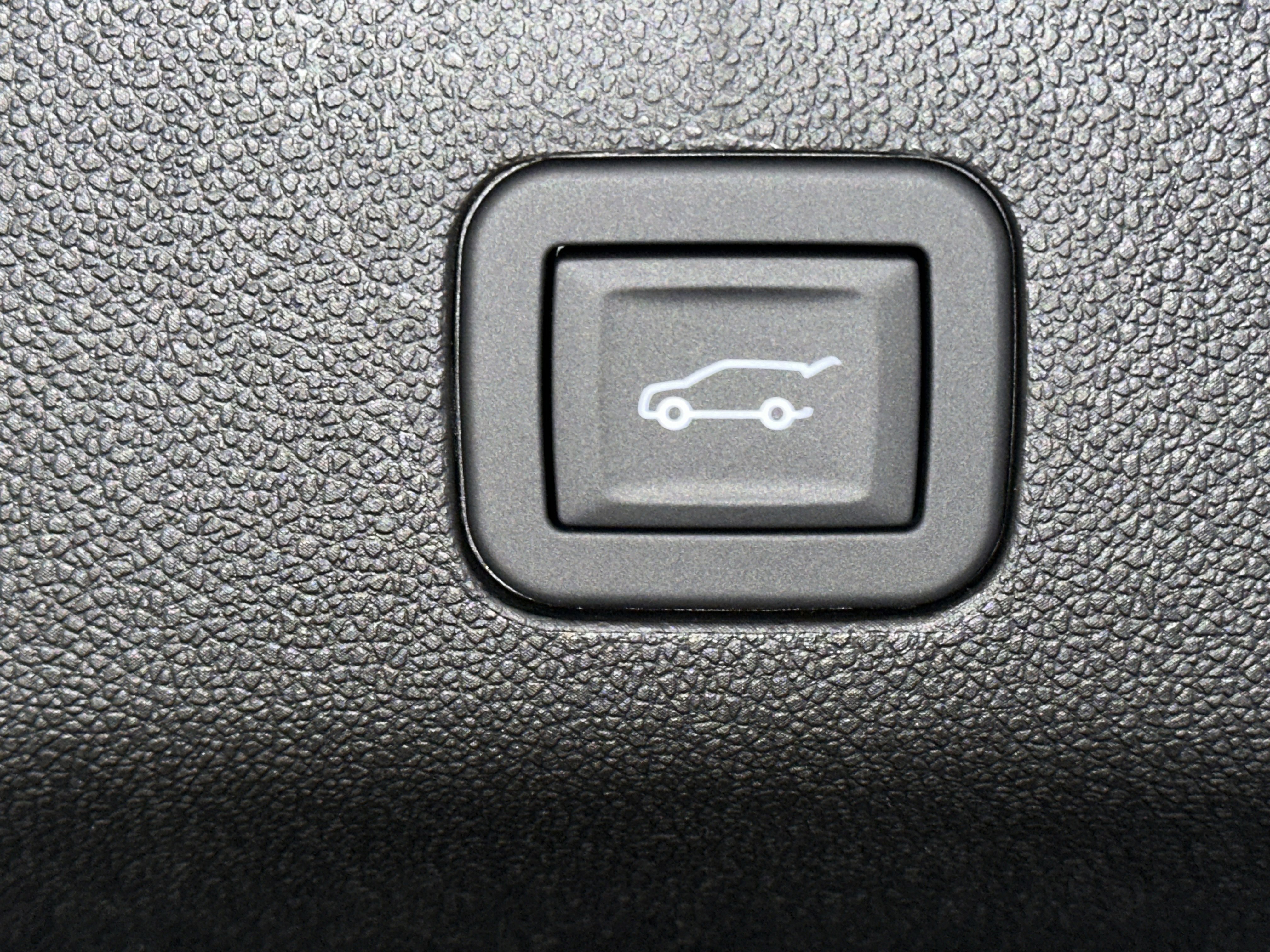 New 2026 Chevrolet Suburban Z71 w/ Z71 Off-Road Package image 17