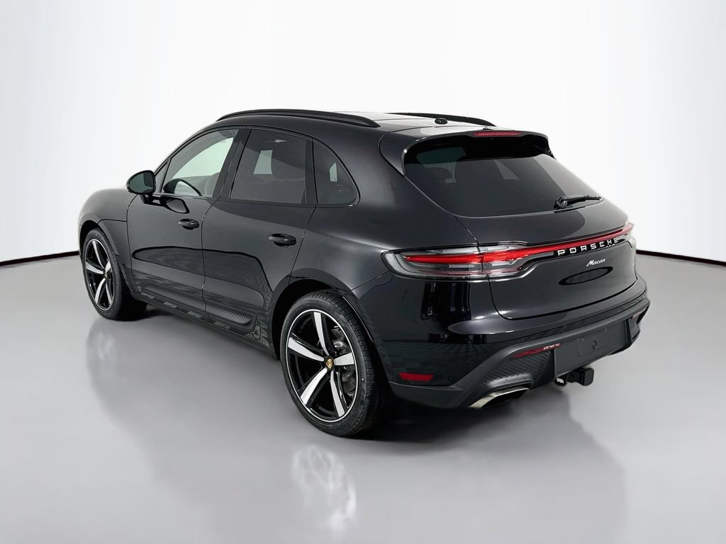 New 2026 Porsche Macan AWD/4WD image 3