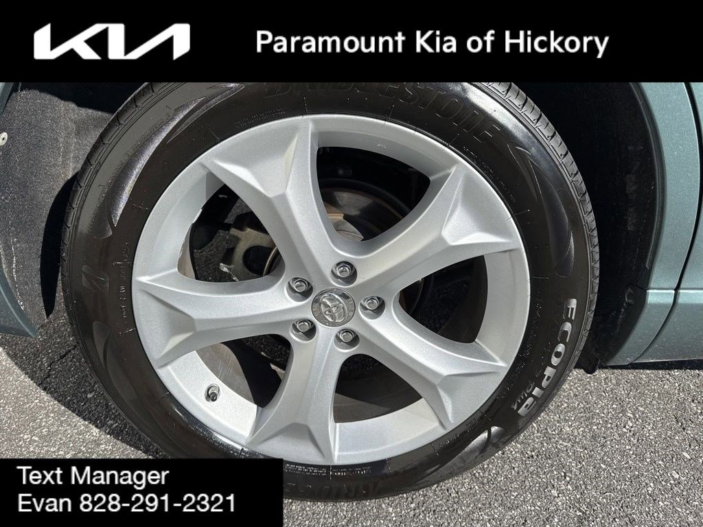 Used 2011 Toyota Venza AWD image 9