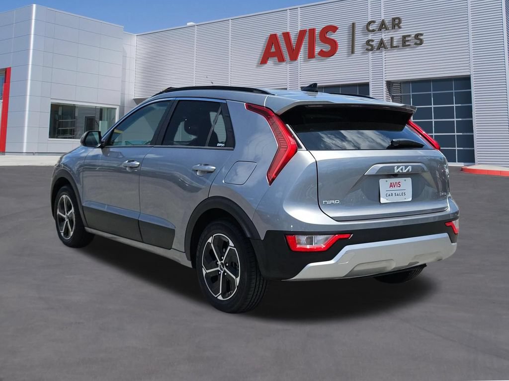 Used 2025 Kia Niro LX FWD image 9