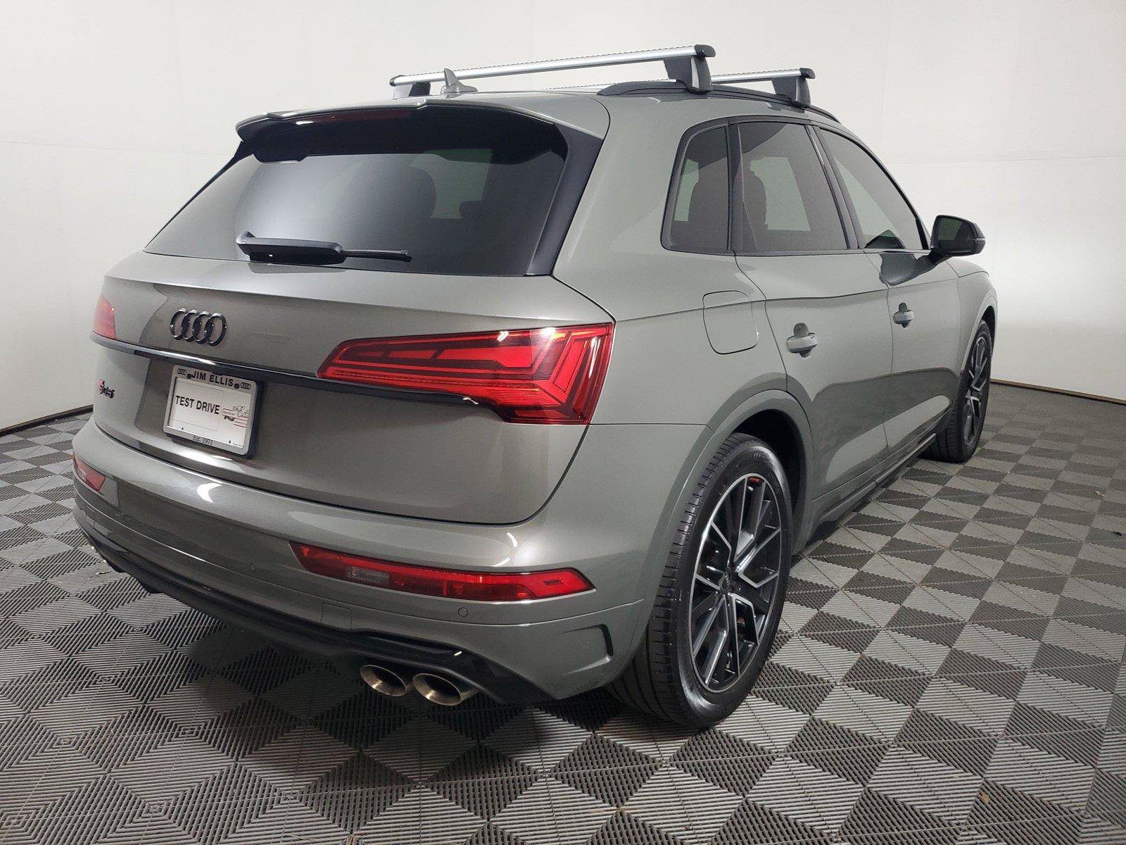 Used 2023 Audi SQ5 Premium Plus w/ Premium Plus Package AWD/4WD image 6