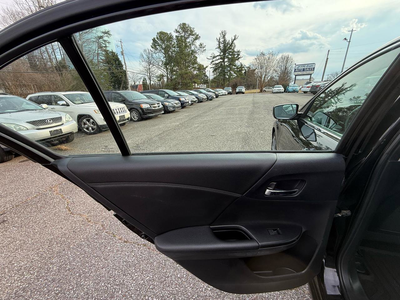 Used 2014 Honda Accord Sport image 17