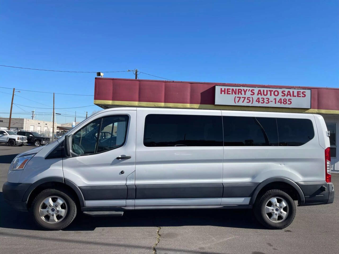 Used 2018 Ford Transit 350 XLT image 4