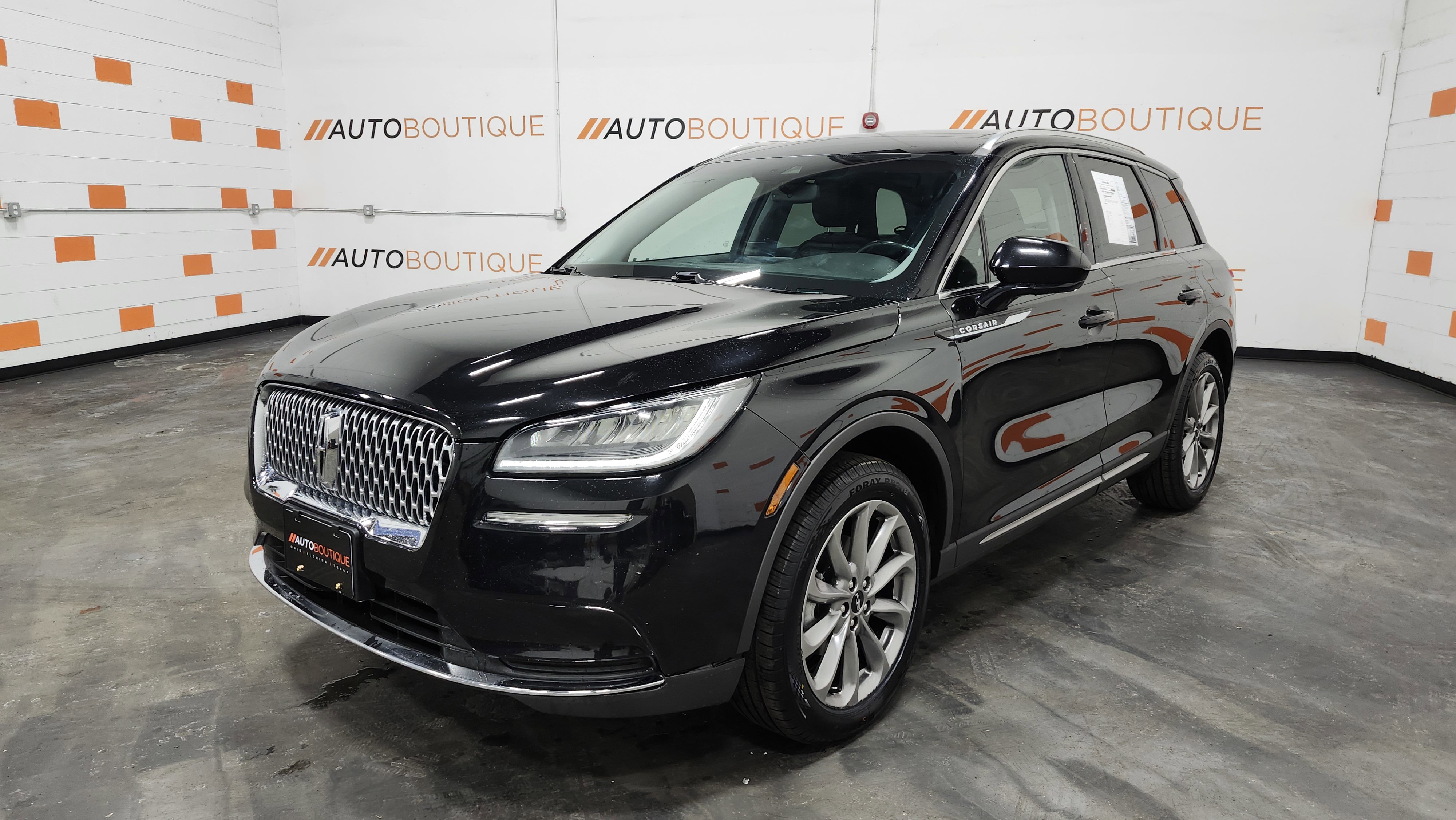 Used 2021 Lincoln Corsair AWD w/ Premium Package image 15
