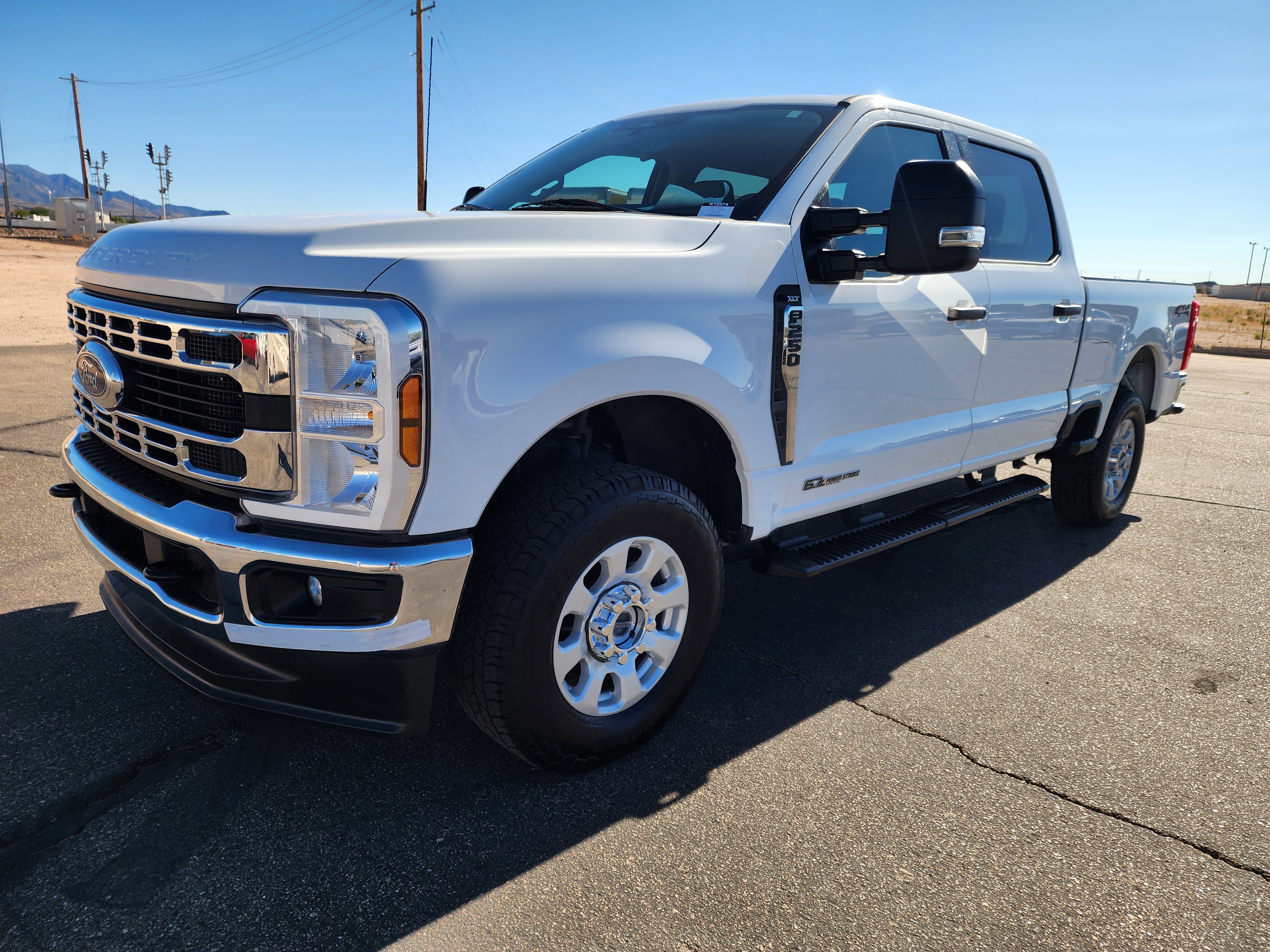 Used 2024 Ford F250 XLT image 3