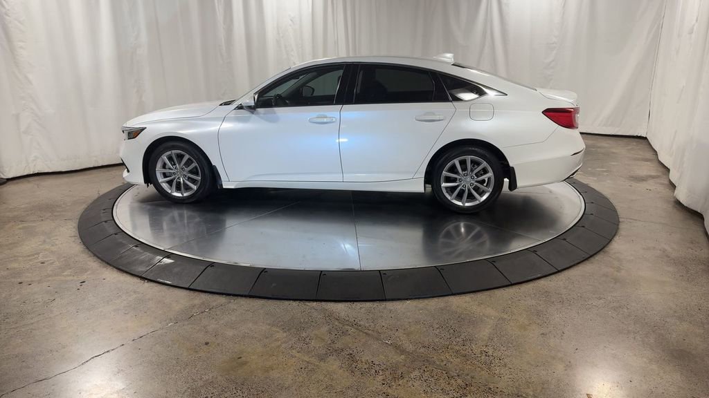 Used 2022 Honda Accord LX image 8