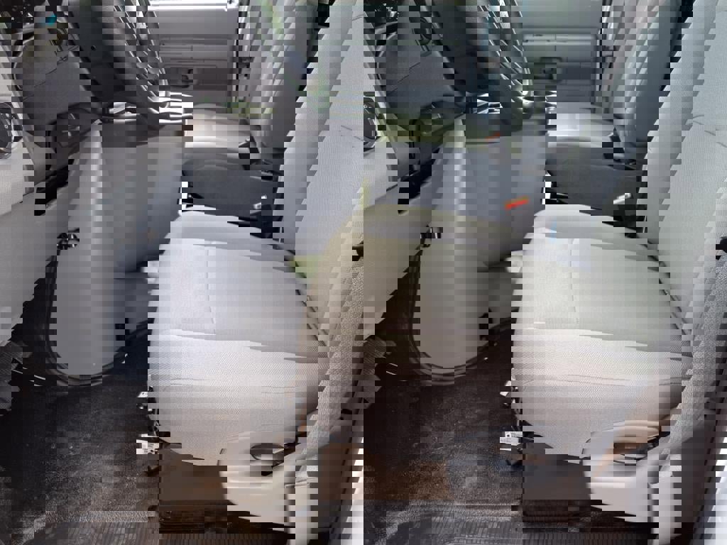 New 2026 Ford E-350 and Econoline 350 Super Duty w/ Power Equipment Group image 9