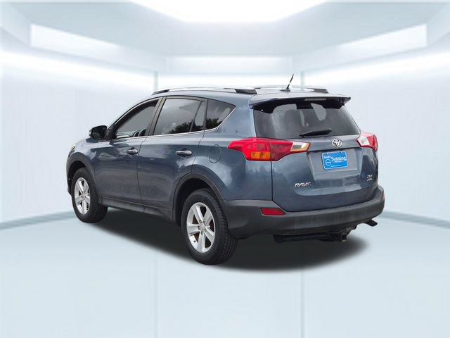 Used 2014 Toyota RAV4 XLE AWD/4WD image 3