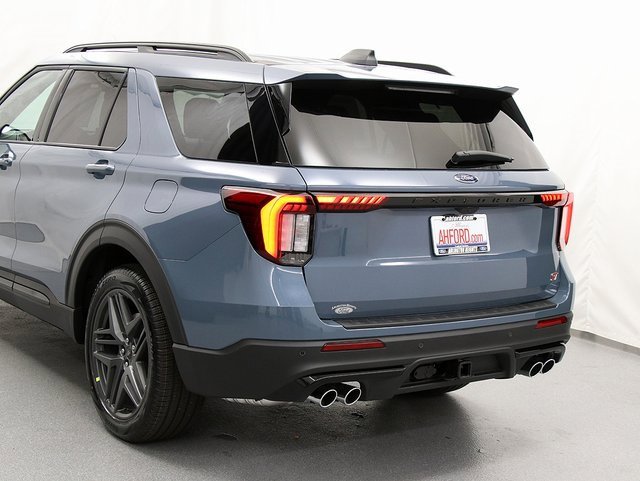 New 2026 Ford Explorer ST image 7