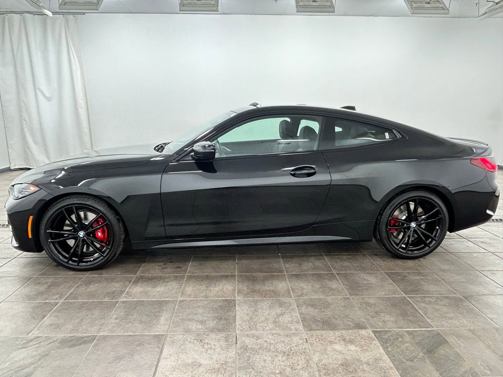 Used 2023 BMW 430i xDrive Coupe w/ M Sport Package image 2