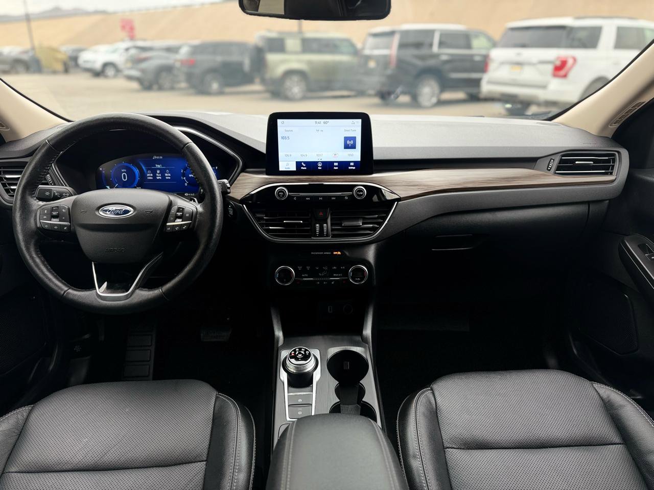 Used 2020 Ford Escape Titanium image 18