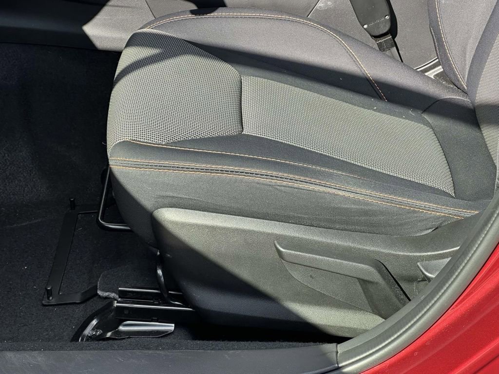 Used 2019 Subaru Crosstrek 2.0i Premium w/ Eyesight System image 13