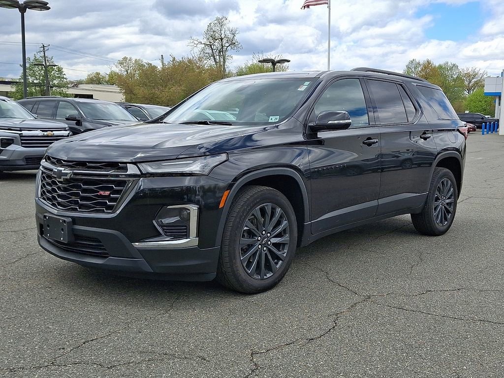 Certified 2023 Chevrolet Traverse RS AWD/4WD image 3