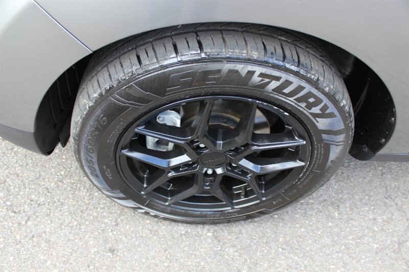 Used 2018 Kia Soul w/ Convenience Package FWD image 19