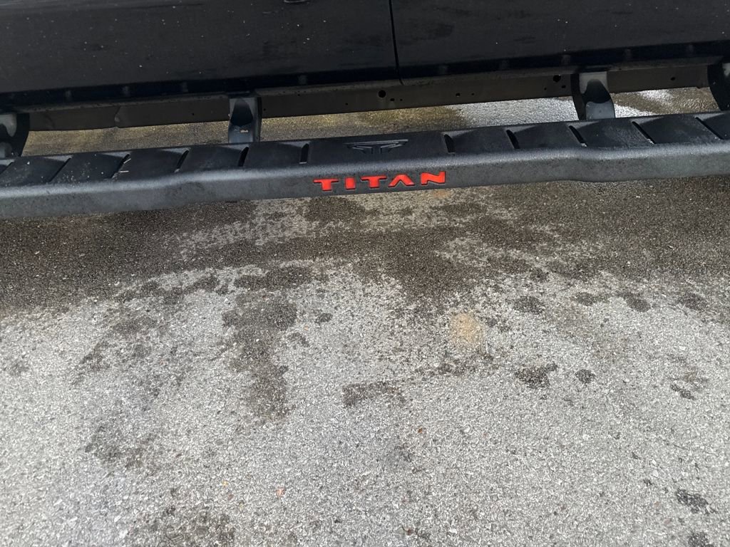 Used 2023 Nissan Titan PRO-4X w/ Pro-4x Convenience Package image 37