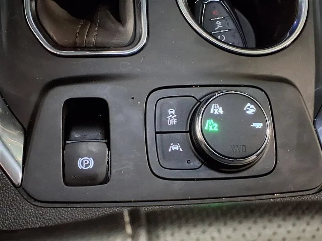Used 2021 Chevrolet Traverse High Country AWD/4WD image 27