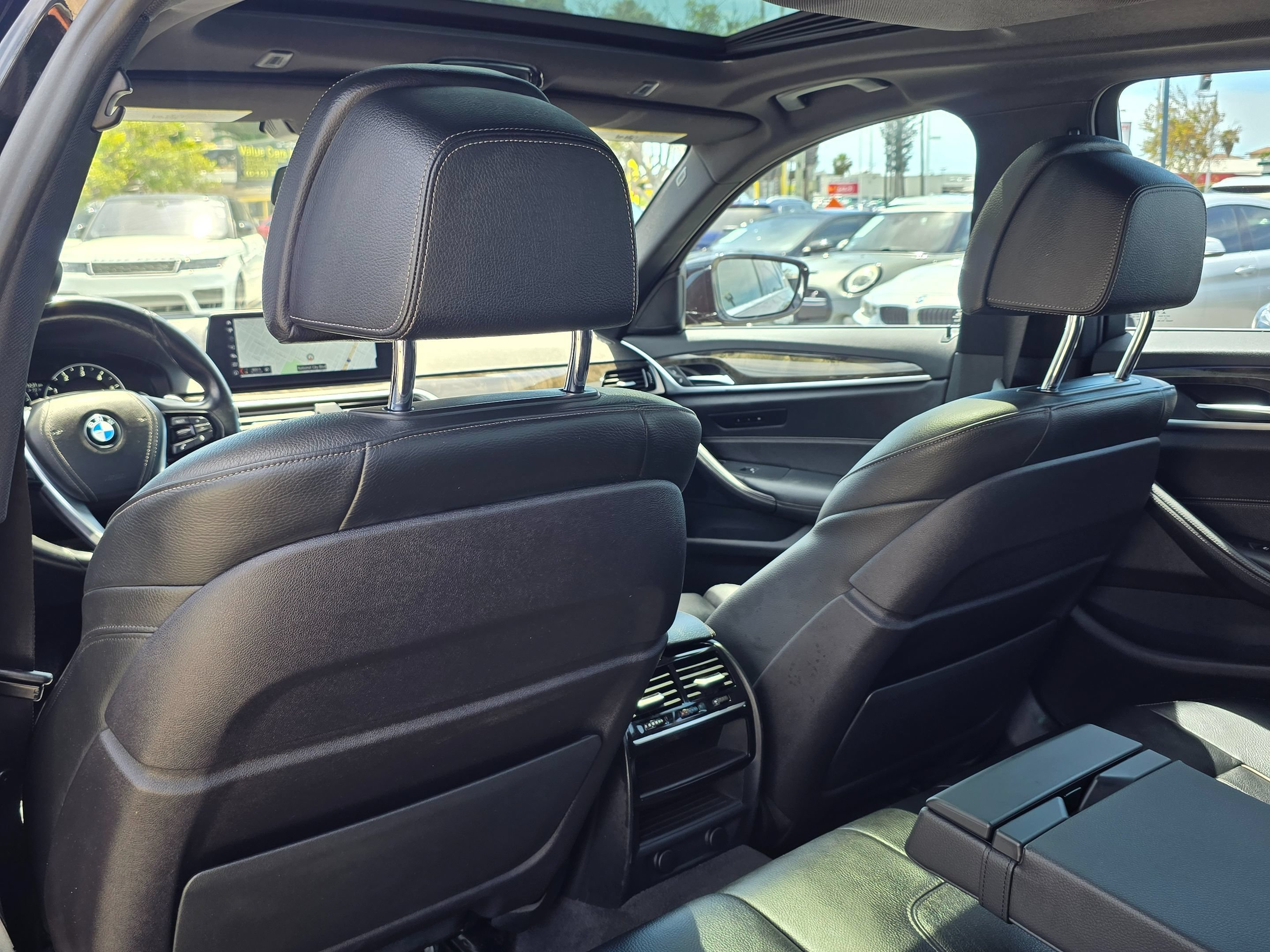 Used 2018 BMW 530i RWD image 19