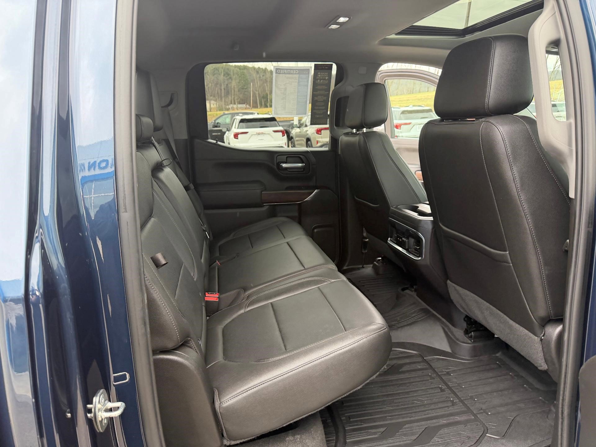 Certified 2022 GMC Sierra 1500 SLT w/ SLT Premium Plus Package image 30