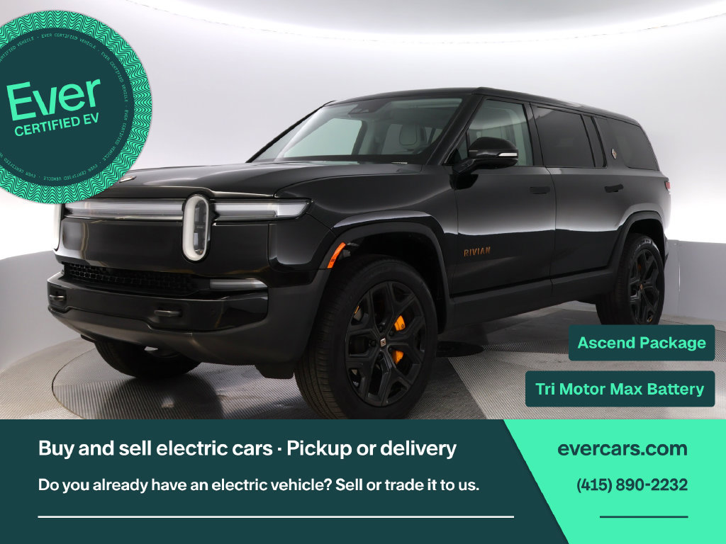 Used 2026 Rivian R1S Premium Tri AWD/4WD image 1