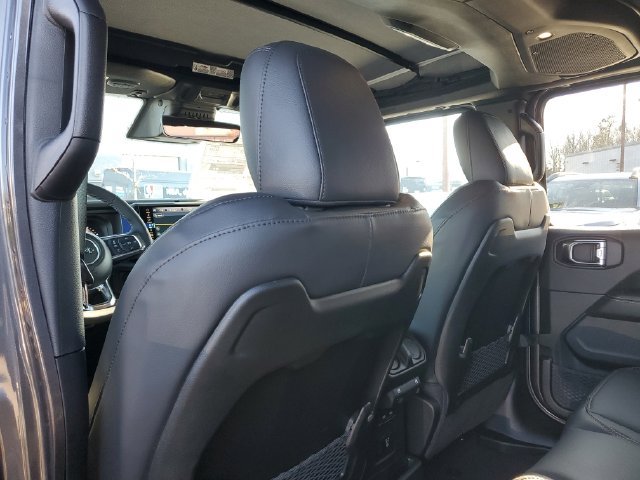 New 2026 Jeep Wrangler Unlimited Sahara AWD/4WD image 9